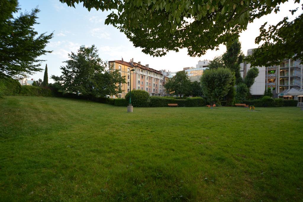 Hotel Lux Grenoble Exteriér fotografie